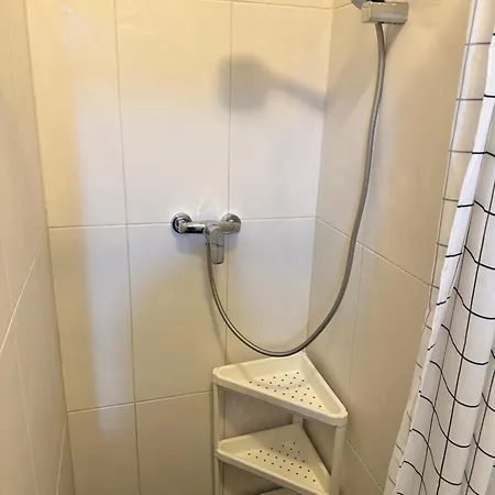 Demi Hostel *