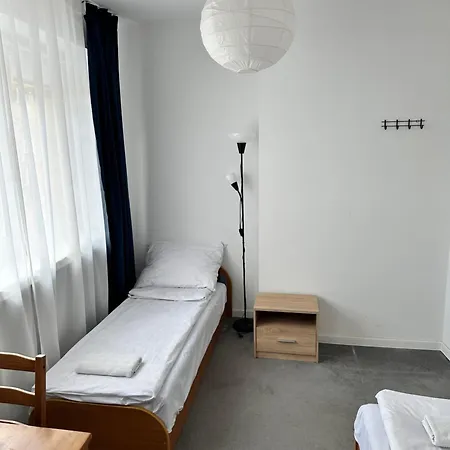 Hostel Demi
