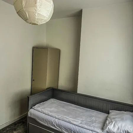 Hostel Demi *