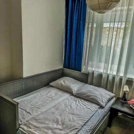 Demi Hostel
